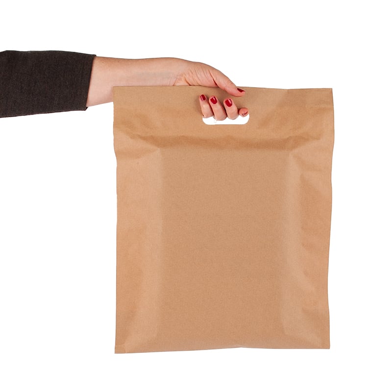 Paperinen postituspussi kantoaukolla - 1